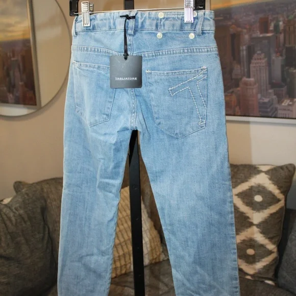 Tagliatore Five Pocket Kids Light Wash Denim.Belt Hoops.Sz. XS/6